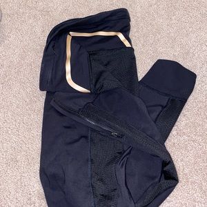 Allyson Felix leggings